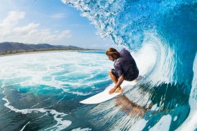 科隆队主帅调整战术备战，期待在比赛中取得胜利，2021科隆参赛队伍