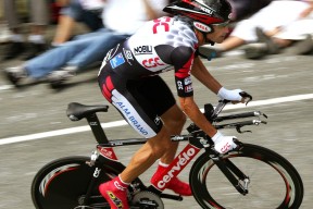 开云体育俱乐部官网-“变革战术：联盟中的新潮打法解析”