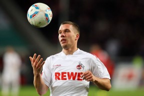 开云体育视频直播-冰岛队逆转胜出，芬兰队门庭若市，冰岛和芬兰离多远